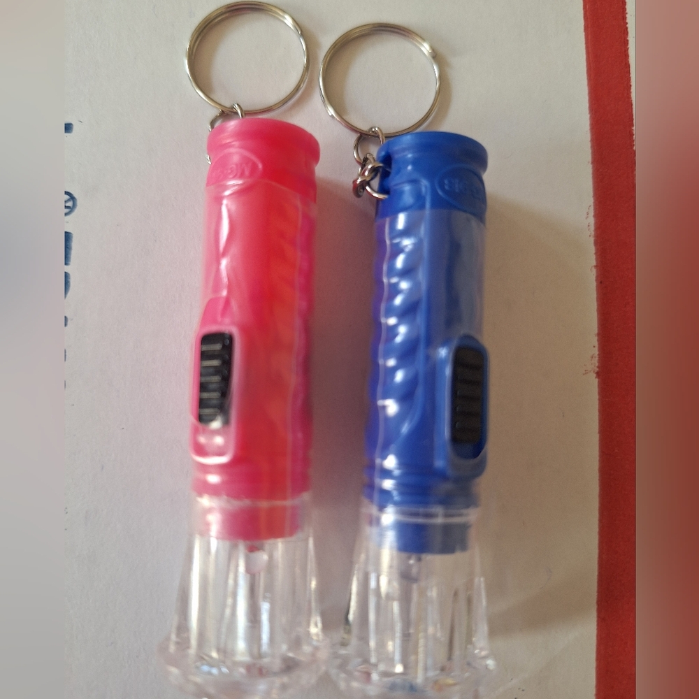 Mini LED Keychain Lightsticks (Pink & Blue) – New